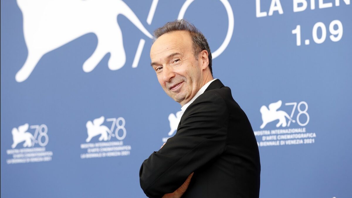 Roberto Benigni sta tornando in tv? Oggi a Roma la registrazione top secret – Retroscena TvBlog