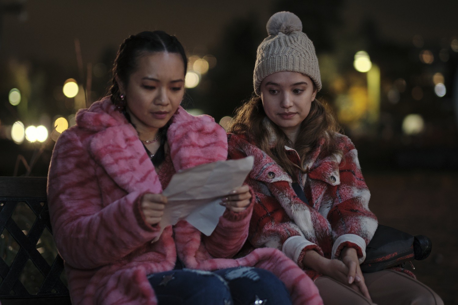 Fakes, due adolescenti e tanti guai nella divertente nuova serie Netflix