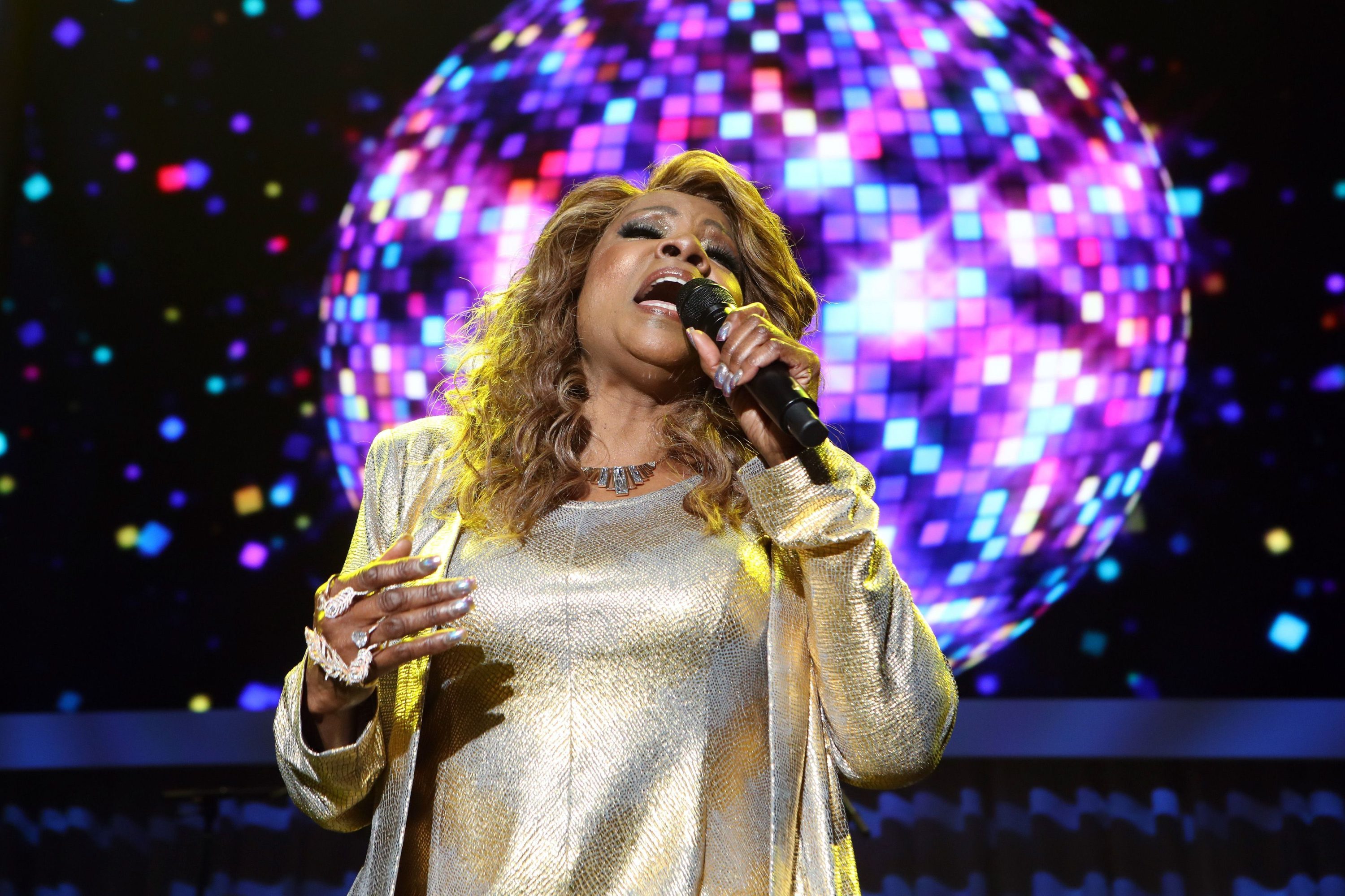 I Will survive, Gloria Gaynor: testo, traduzione e significato della canzone