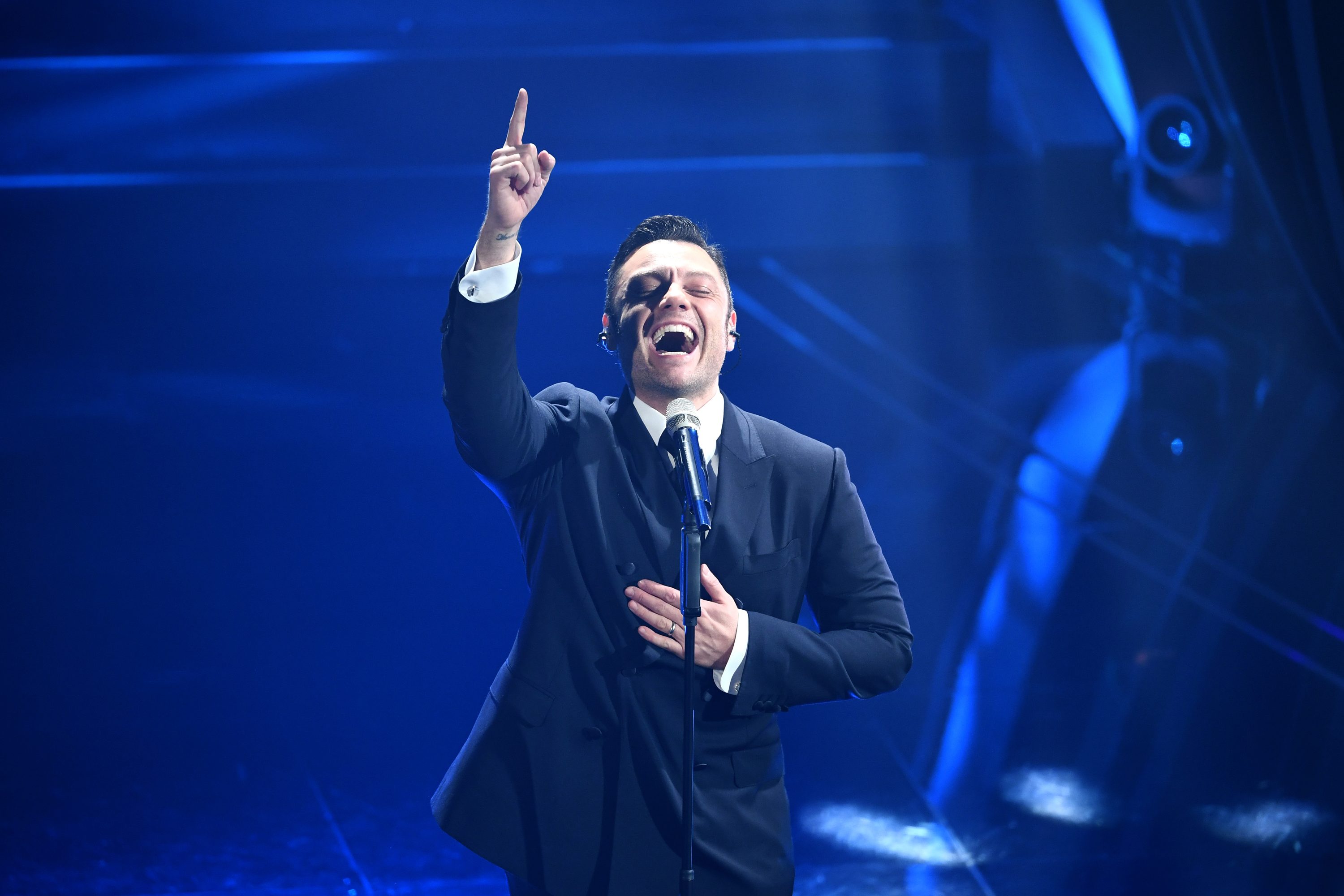Sanremo 2023, Tiziano Ferro tra i Big? Ecco le prime anticipazioni e indiscrezioni sui cantanti in gara