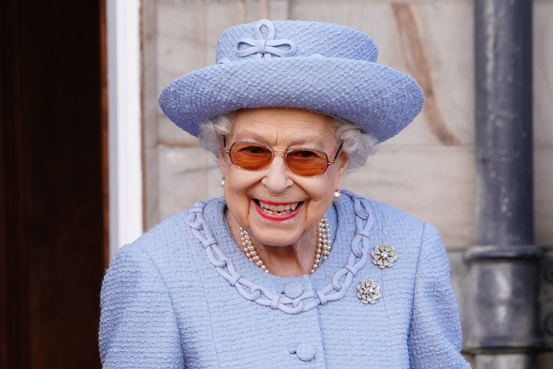 La Regina Elisabetta è morta: il ricordo dei cantanti inglesi, da Elton John ai Duran Duran