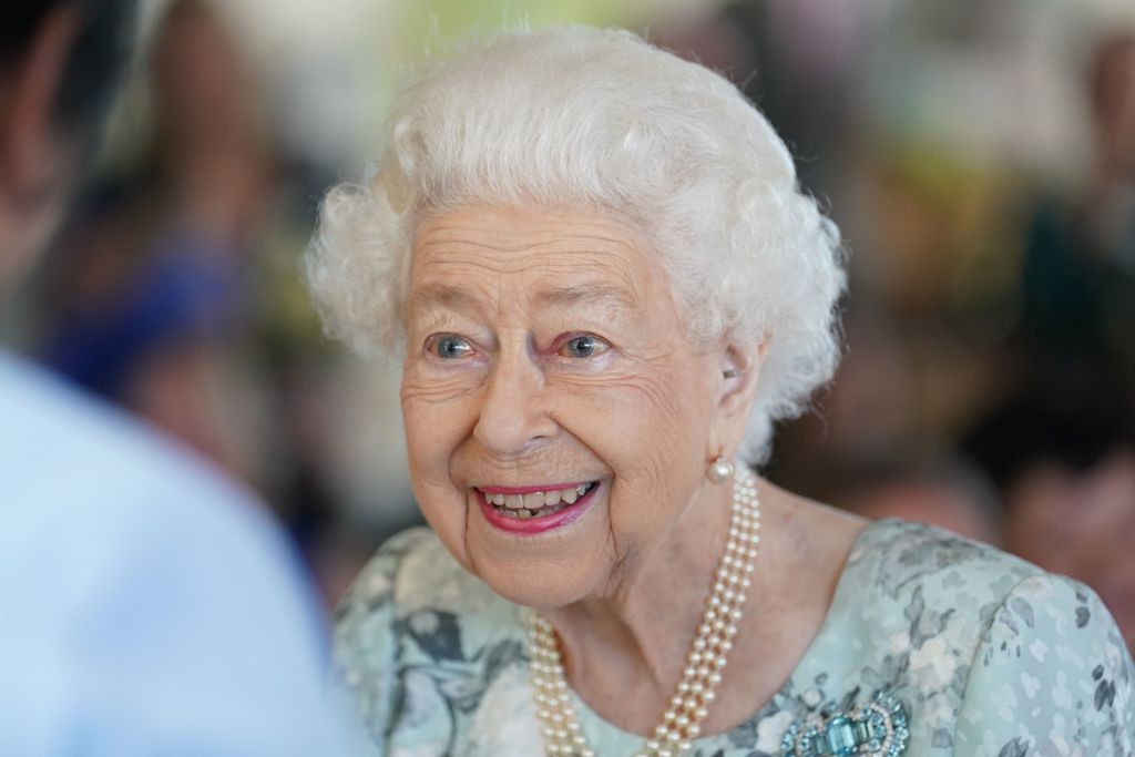 Morte Regina Elisabetta II, gli omaggi in tv di venerdì 9 settembre 2022