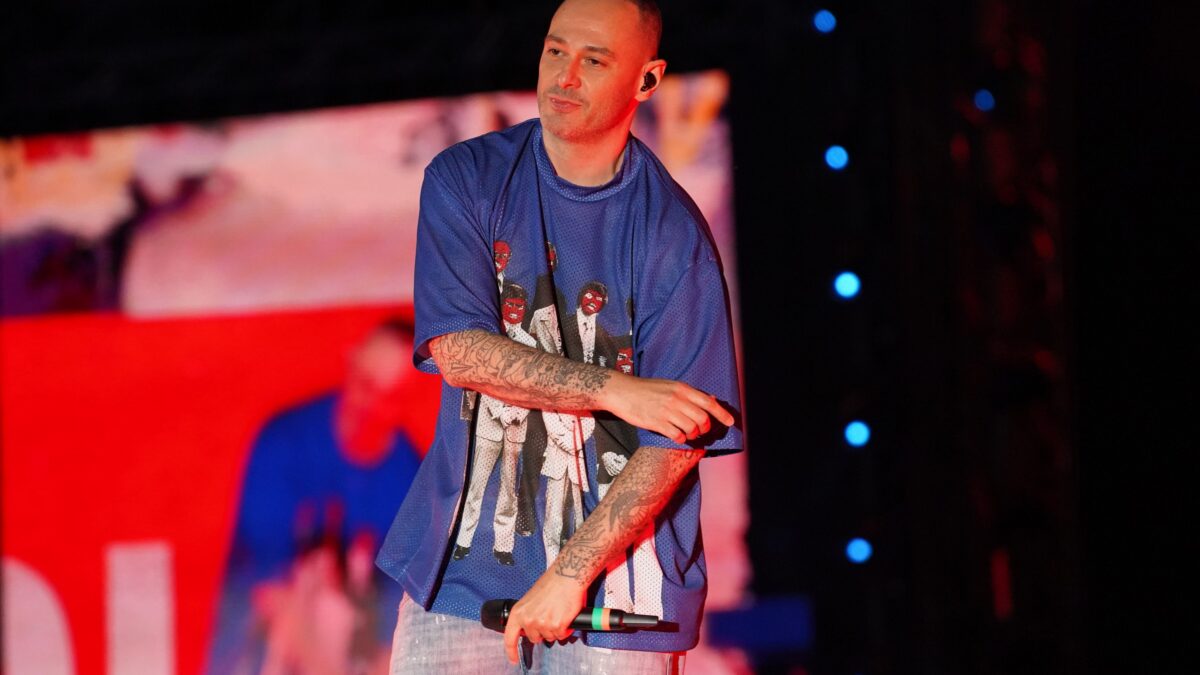 Fabri Fibra, Carroponte, Milano, 23 settembre 2022: Madame e Lazza fra gli ospiti, la scaletta del concerto