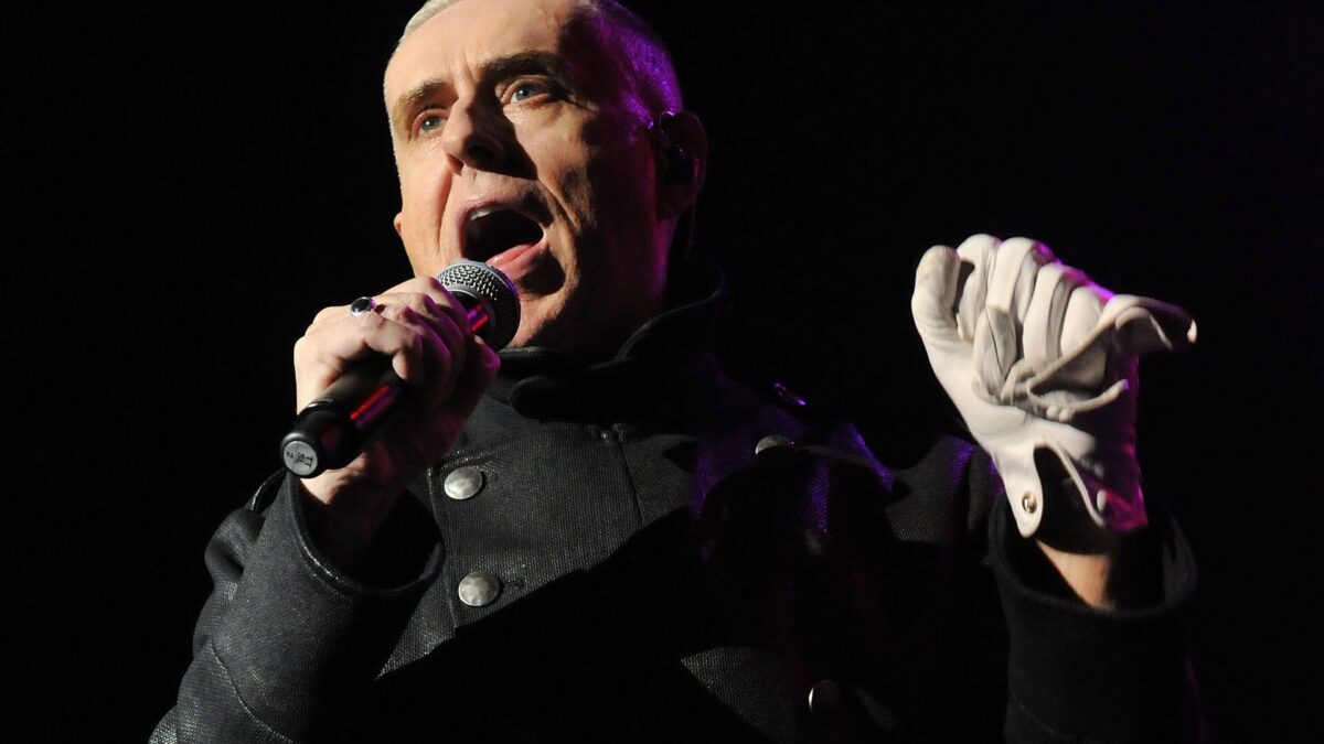 Relax, Frankie Goes to Hollywood (Holly Johnson): testo e traduzione della canzone