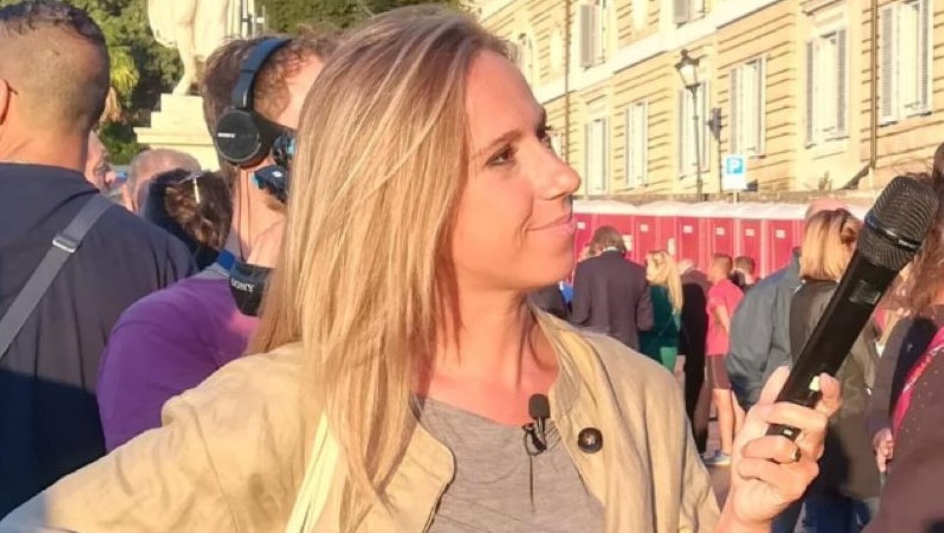 Ludovica Ciriello a TvBlog: “Myrta Merlino è una madre professionale per me. Con i colleghi rivali si può essere anche amici”