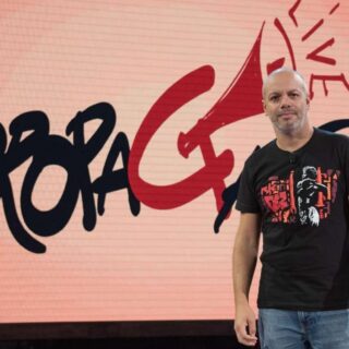 Propaganda Live