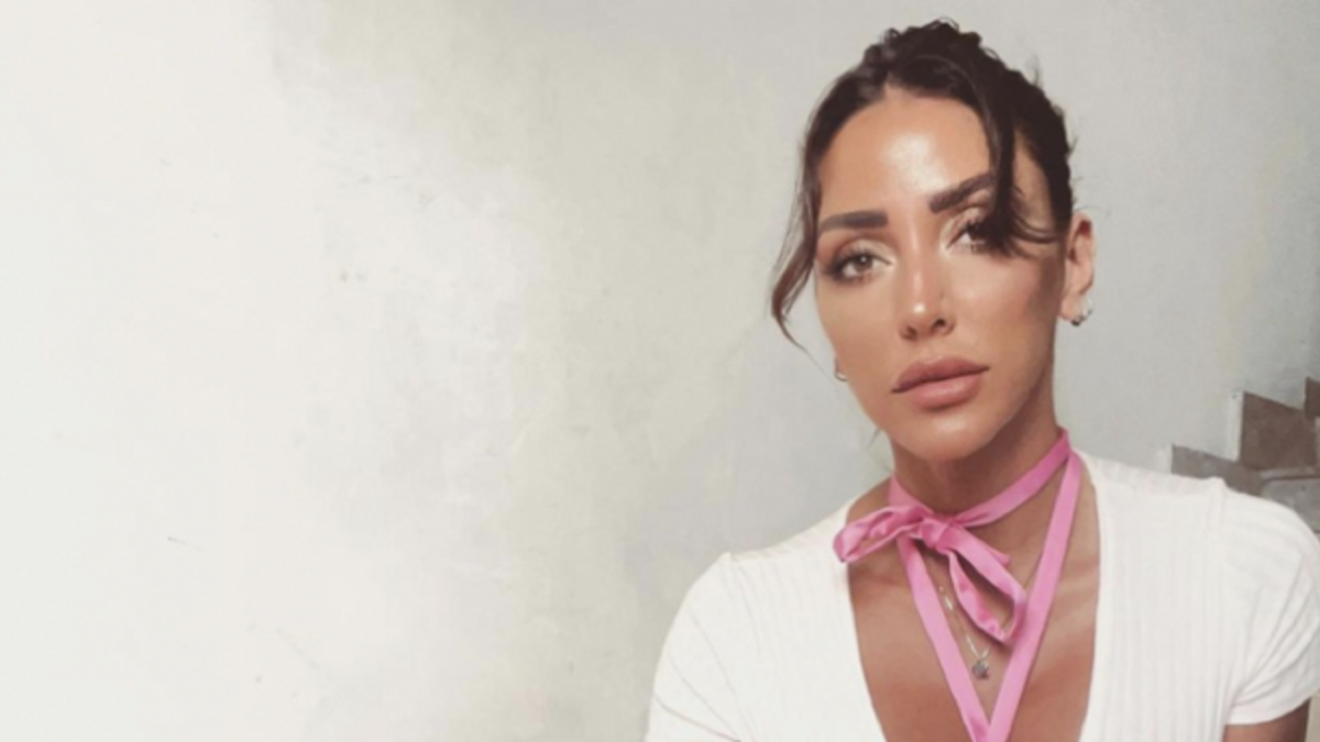 Selvaggia Roma, l’ex concorrente del Gf Vip ha perso la figlia: “Una notizia che mai avrei voluto darvi”