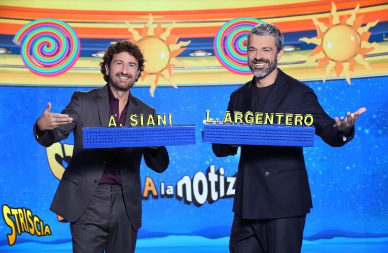 Striscia La Notizia 2022 – 23: le dichiarazioni di Antonio Ricci, Luca Argentero e Alessandro Siani
