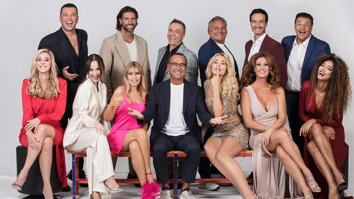 Tale e Quale Show 2022, 30 settembre, in diretta: Antonino è il vincitore della prima puntata