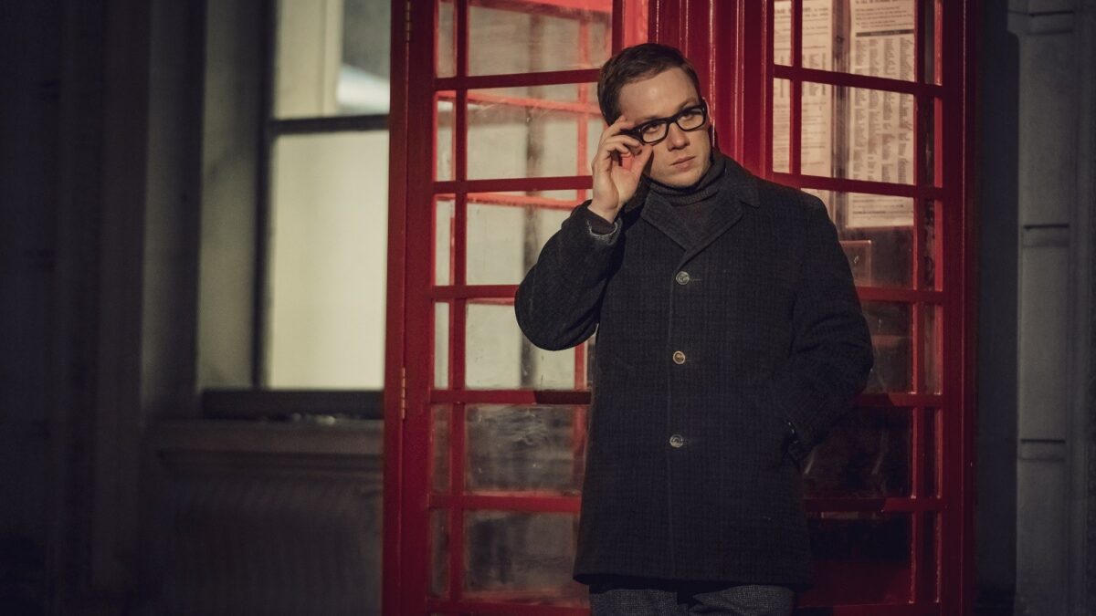 Harry Palmer – Il caso Ipcress su Sky e NOW dal 7 settembre: il gusto vintage di una buona spy story