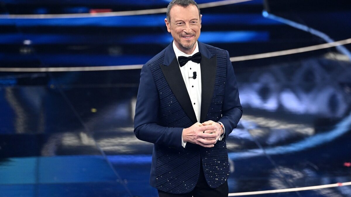 Il regolamento di Sanremo 2024 (con 30 cantanti in gara)