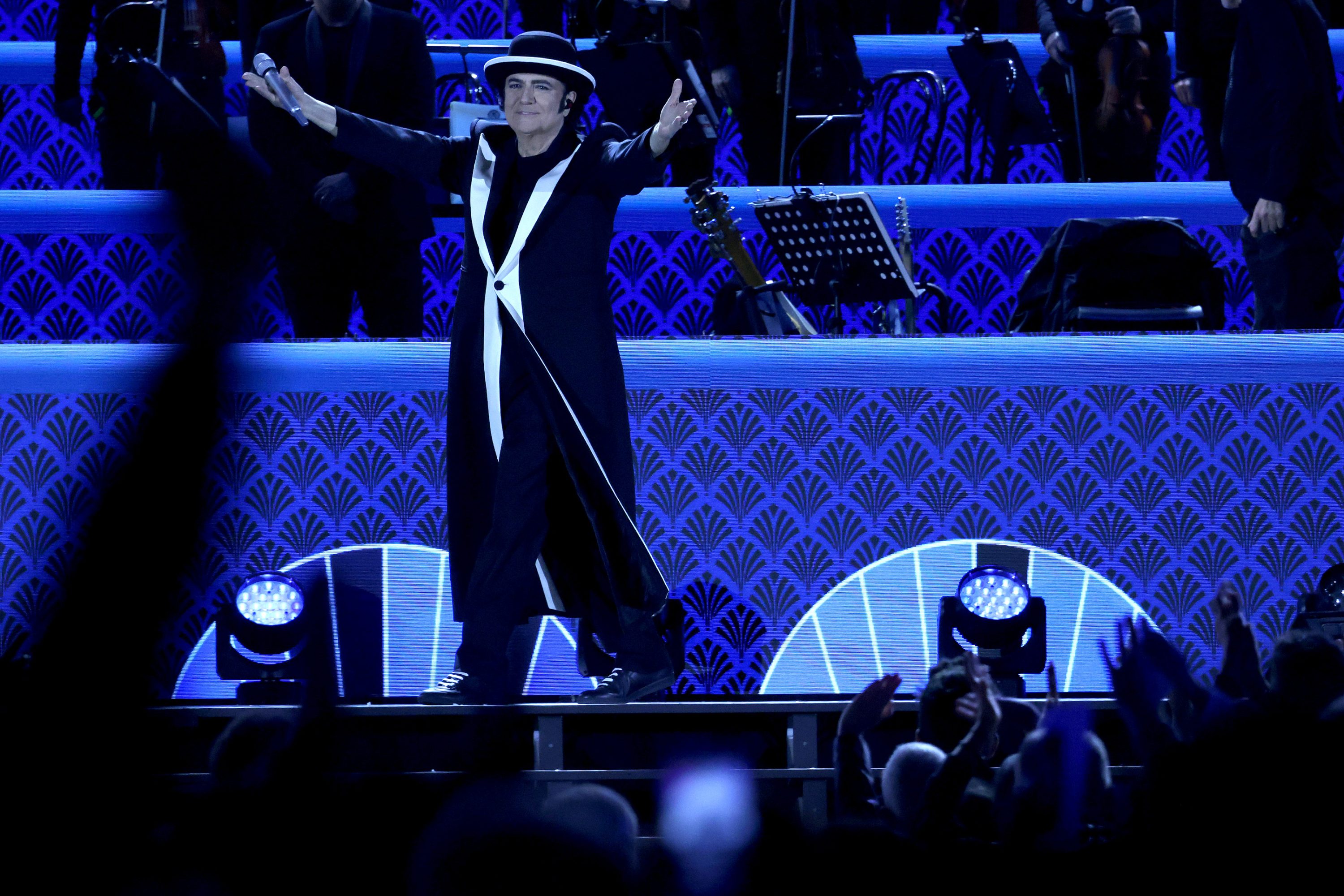 Renato Zero al Circo Massimo, sabato 1 ottobre 2022 per l’ultimo concerto: biglietti e anticipazioni scaletta