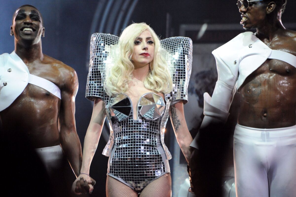 Lady Gaga, arriva su Sky il Gaga Chromatica Ball: tutti gli appuntamenti