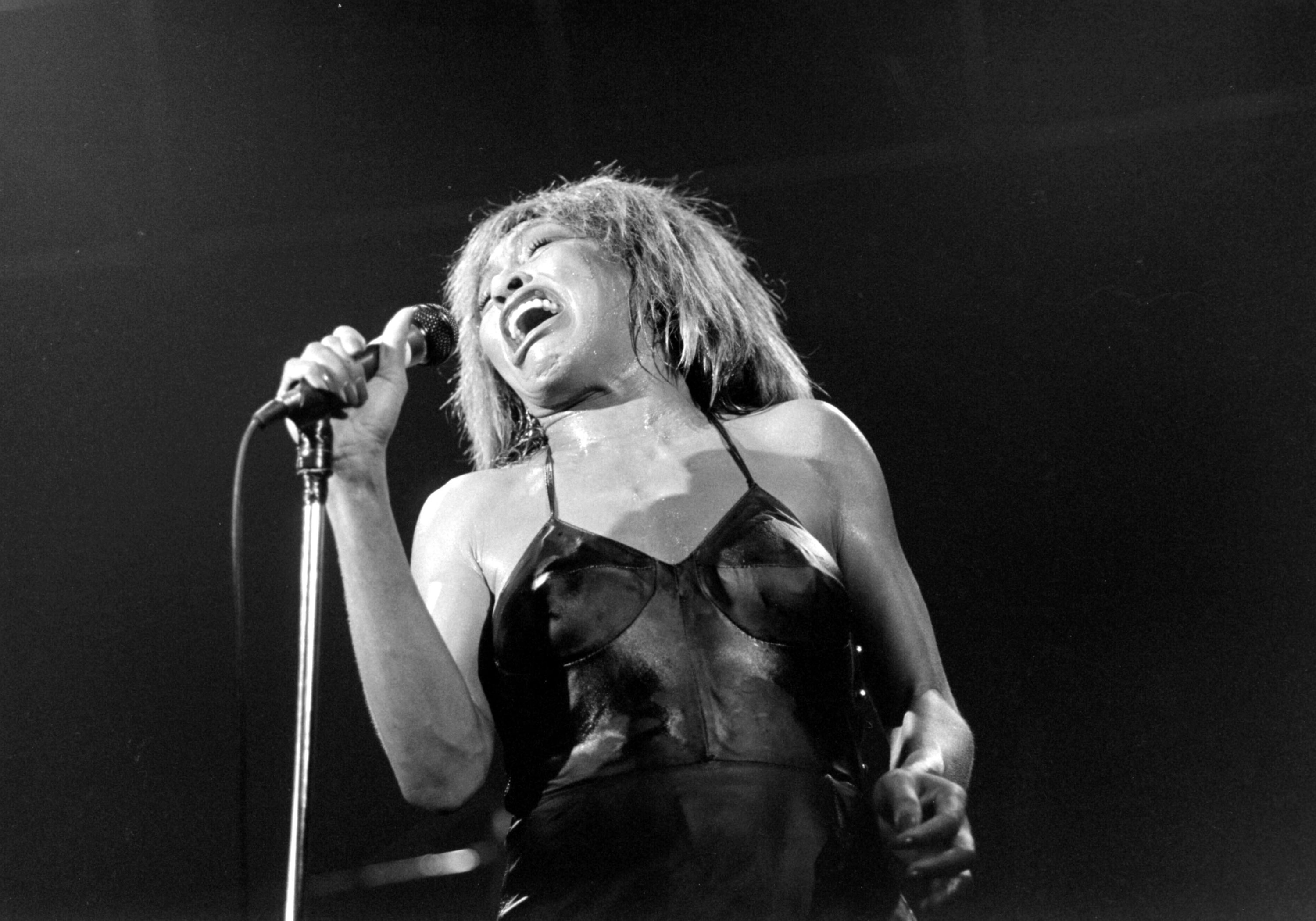 Proud Mary, Ike e Tina Turner: ascolta la canzone, leggi testo e traduzione