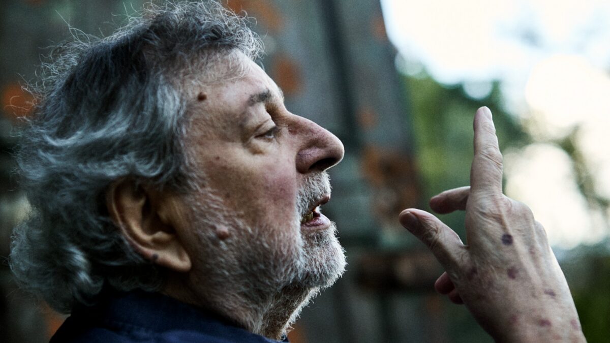 Francesco Guccini: Canzoni da intorto è il nuovo album, dal 18 novembre