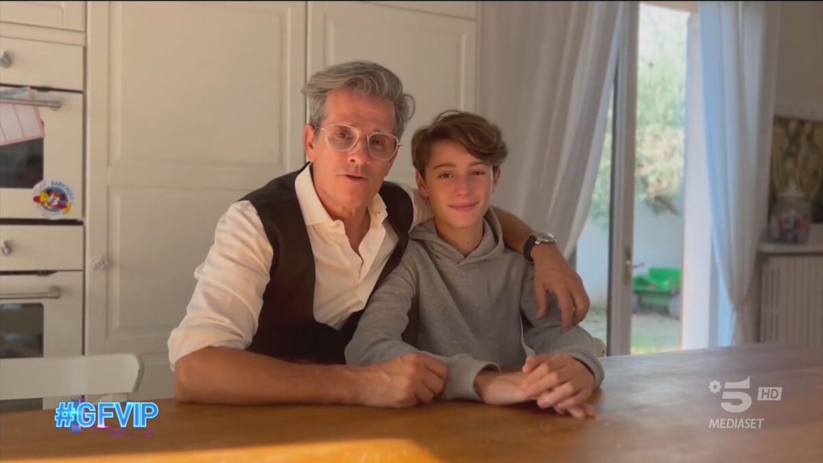 Grande Fratello VIP 7, il videomessaggio di Marco Bellavia in casa: “Ho provato cose incredibili in questi giorni”