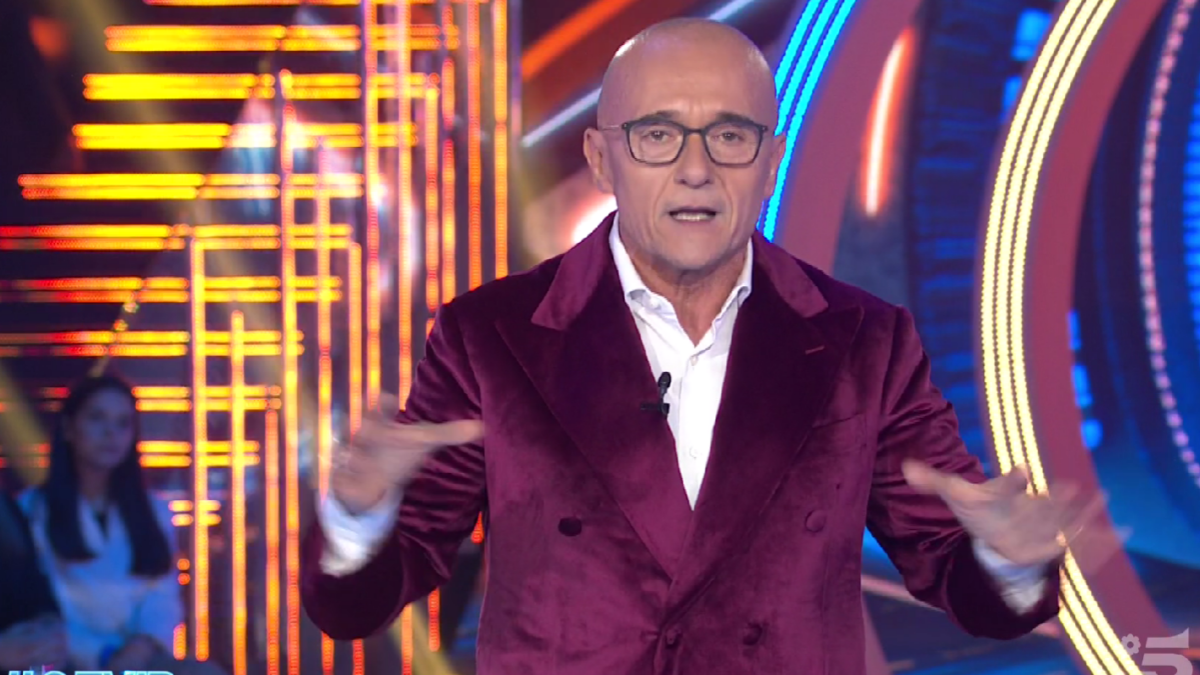 Grande Fratello VIP 7, furia Signorini contro i concorrenti: “Siete profondamente maleducati” (VIDEO)