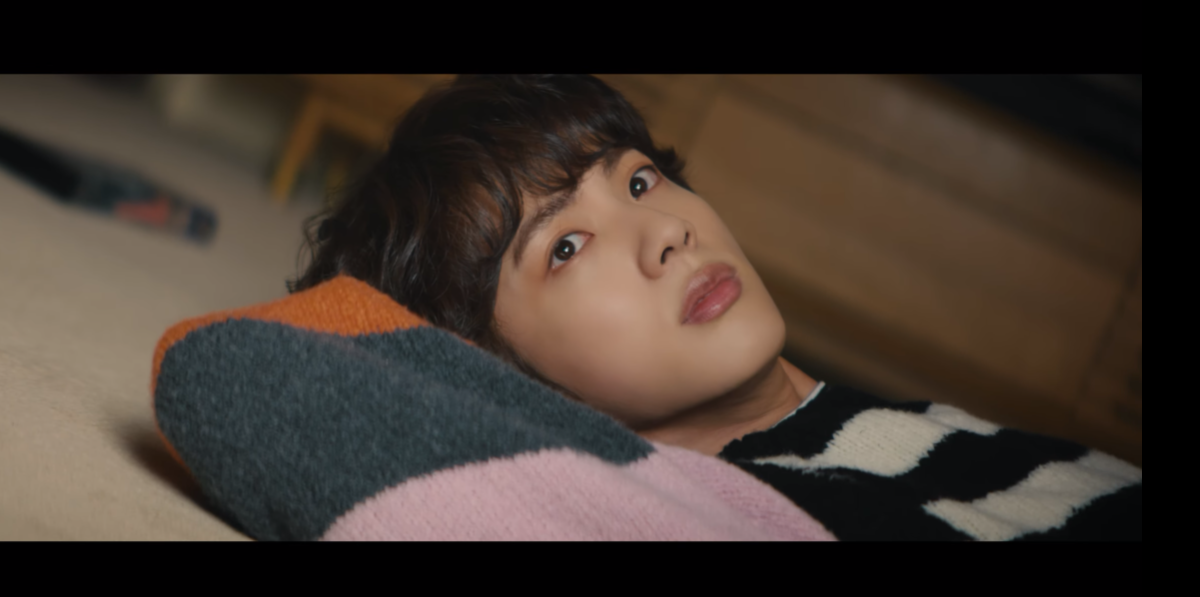The Astronaut, Jin: testo, traduzione e significato della canzone (video ufficiale)