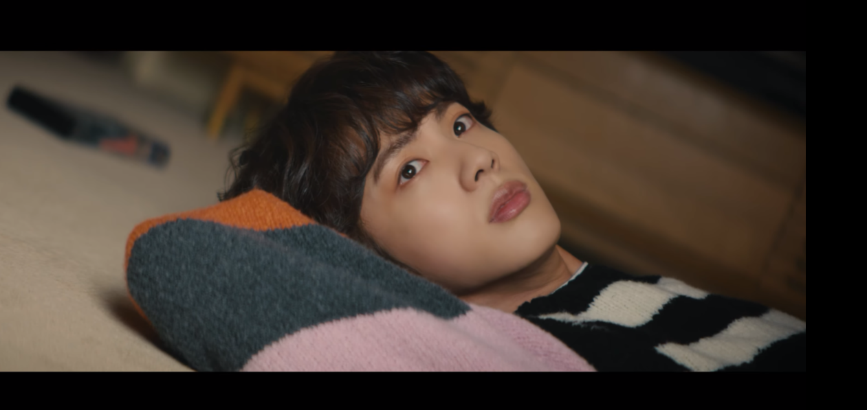 The Astronaut, Jin: testo, traduzione e significato della canzone (video ufficiale)