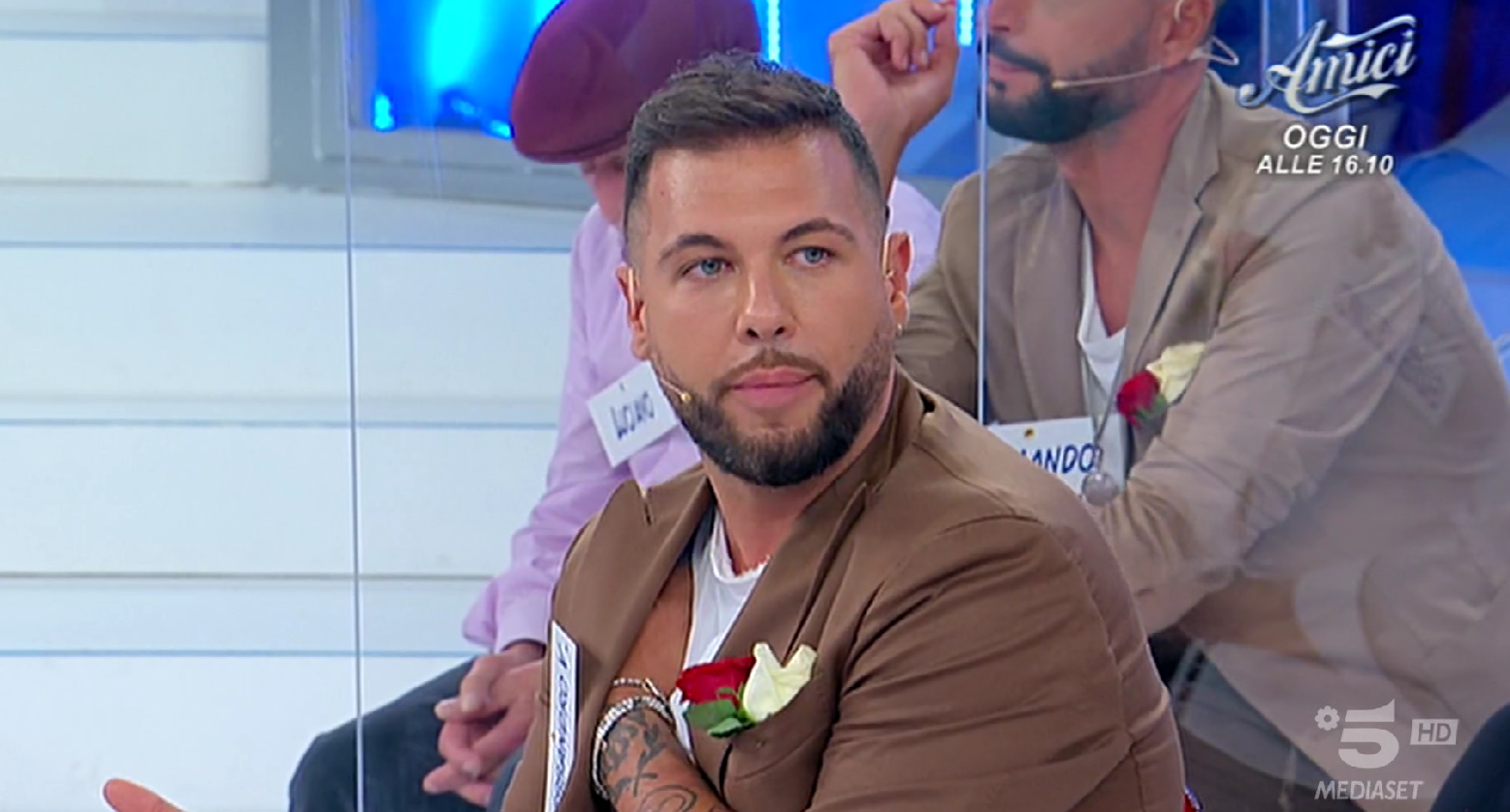 Uomini e Donne anticipazioni: torna Alessandro Vicinanza, ed è subito lite con l’ex Ida Platano