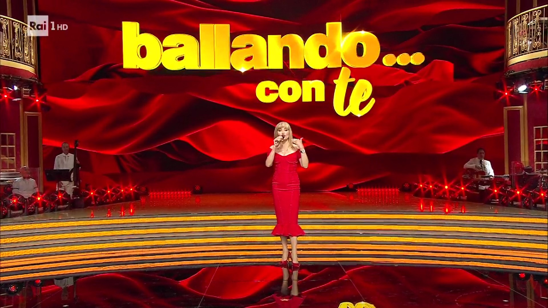 Ballando con le stelle 2022 e i ballerini per una notte della prima finale di sabato (Anteprima TvBlog)