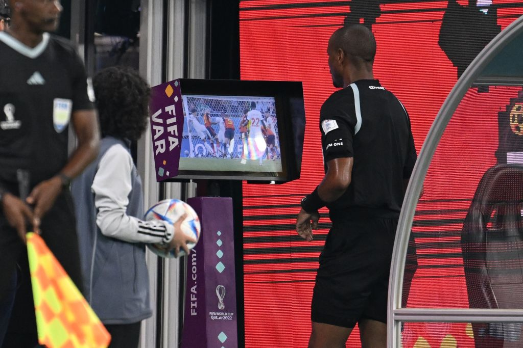 Ascolti tv mercoledì 23 novembre 2022: Belgio – Canada 24%, Zelig 19.3%, Chi l’ha visto? 12.9%