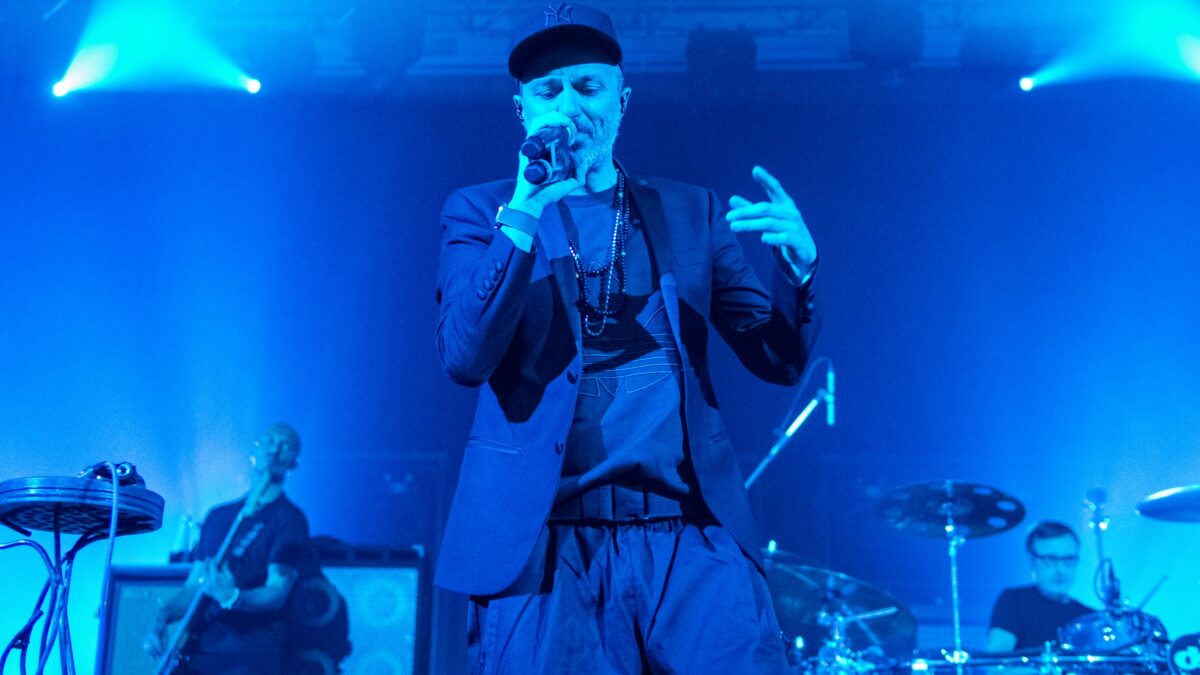 Tutti i miei sbagli, Subsonica: testo, video e significato della canzone