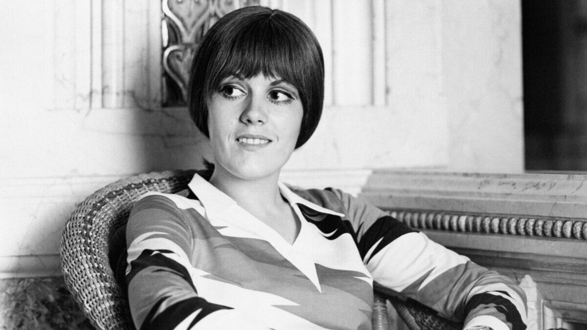 Insieme a te non ci sto più, Caterina Caselli: ascolta la canzone, testo e significato (video)