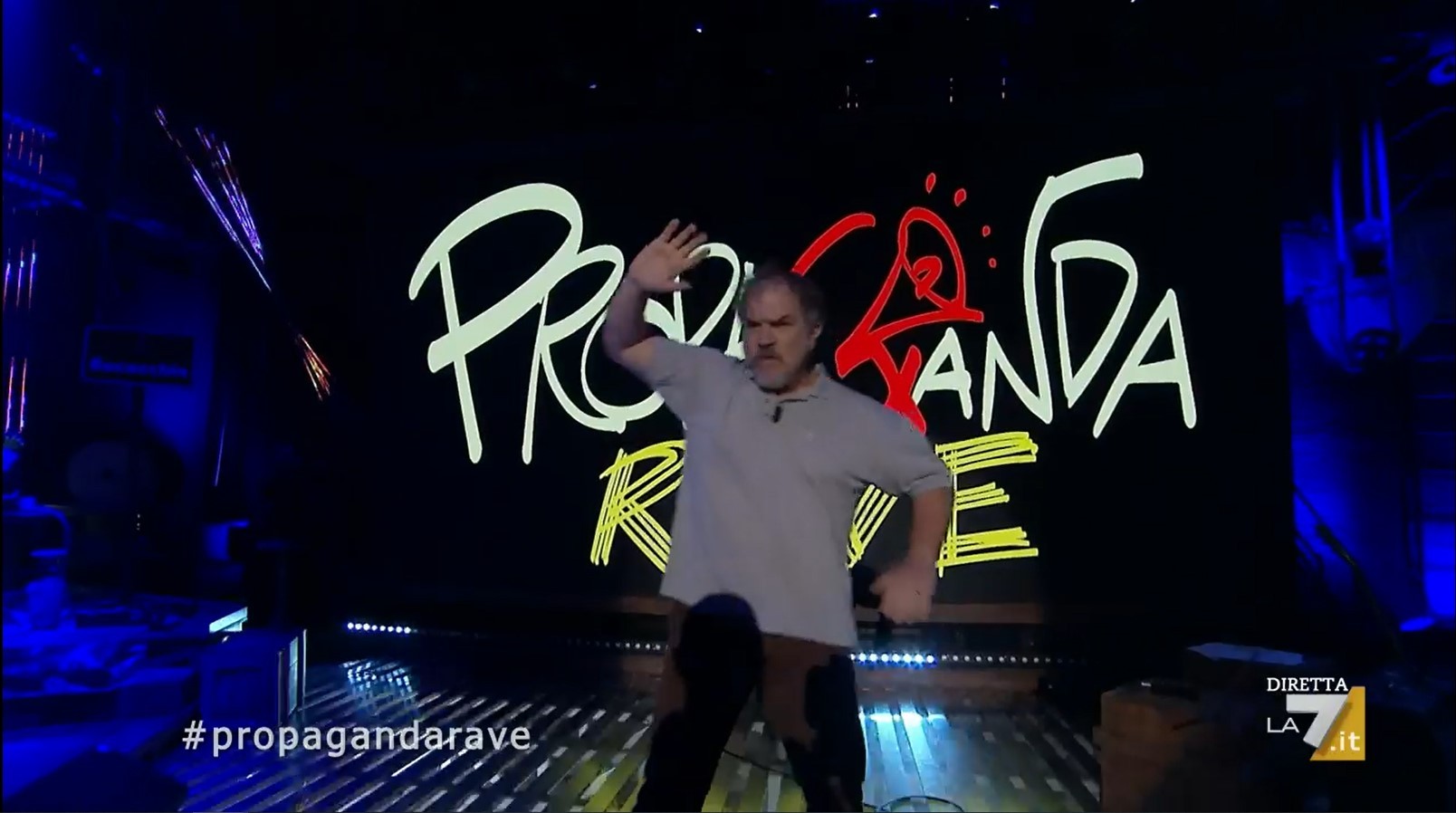Propaganda Live