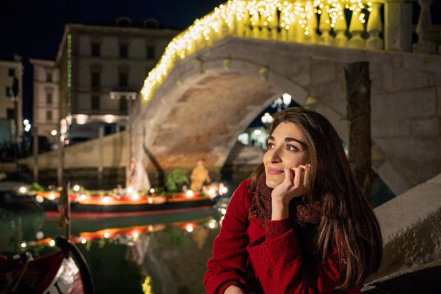 Netflix Italia le serie tv a Dicembre 2022: Odio il Natale, Emily In Paris, The Witcher e…Don Matteo