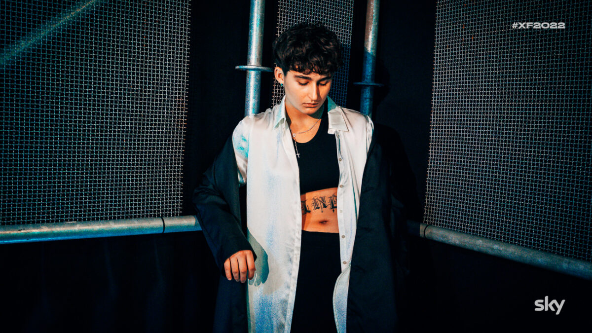 X Factor 2022 – Linda, problemi tecnici durante “Running up that hill” ed esibizione interrotta