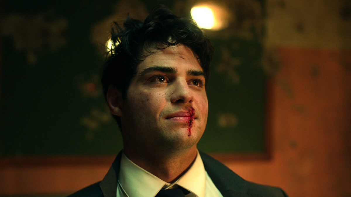 The Recruit, Noah Centineo cerca il salto nel mondo degli adulti con il “papà di The Rookie”