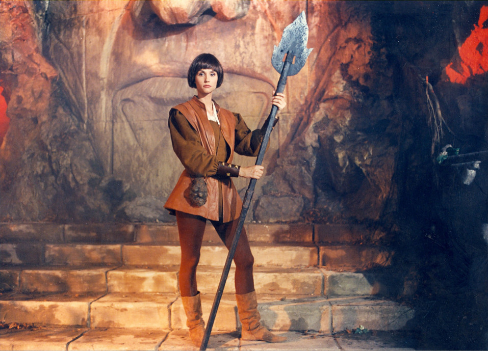 Fantaghirò torna in tv anche per il Natale 2022 (ma meglio rivederlo in streaming). E la serie sequel annunciata un anno fa?