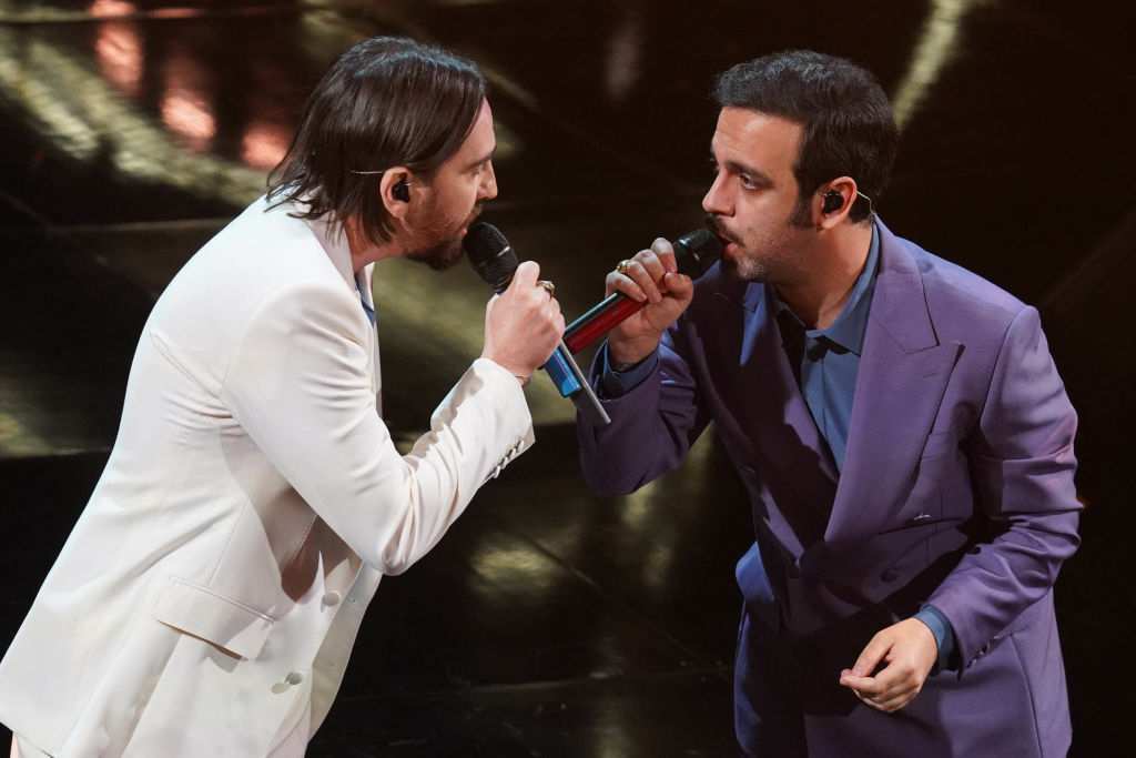 Colapesce e Dimartino in gara a Sanremo 2023 con Splash