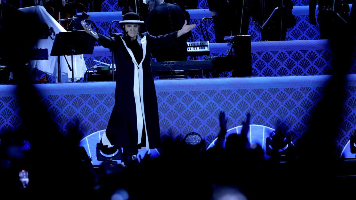 Renato Zero in concerto a Roma il 28 e 29 aprile 2023: info biglietti “Zero a Zero – Una sfida in musica”