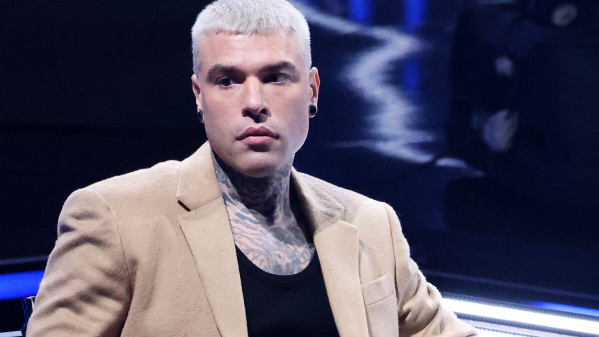 Crisi di stato, Fedez: anteprima testo e audio del nuovo singolo