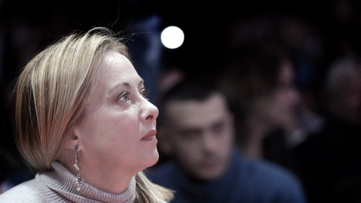 Rinviato lo Speciale Porta a Porta su Rai1 con la prima intervista tv di Giorgia Meloni