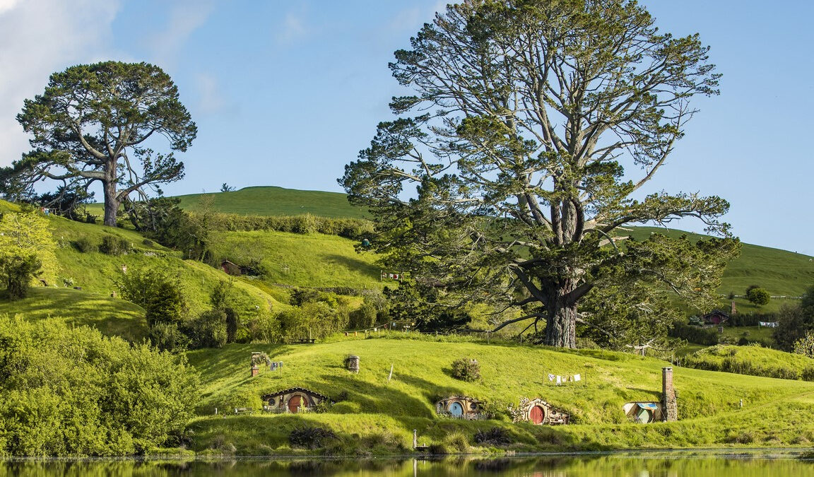 Il Signore degli Anelli: Hobbiton la magica contea del film “Lo Hobbit” è ora su Airbnb