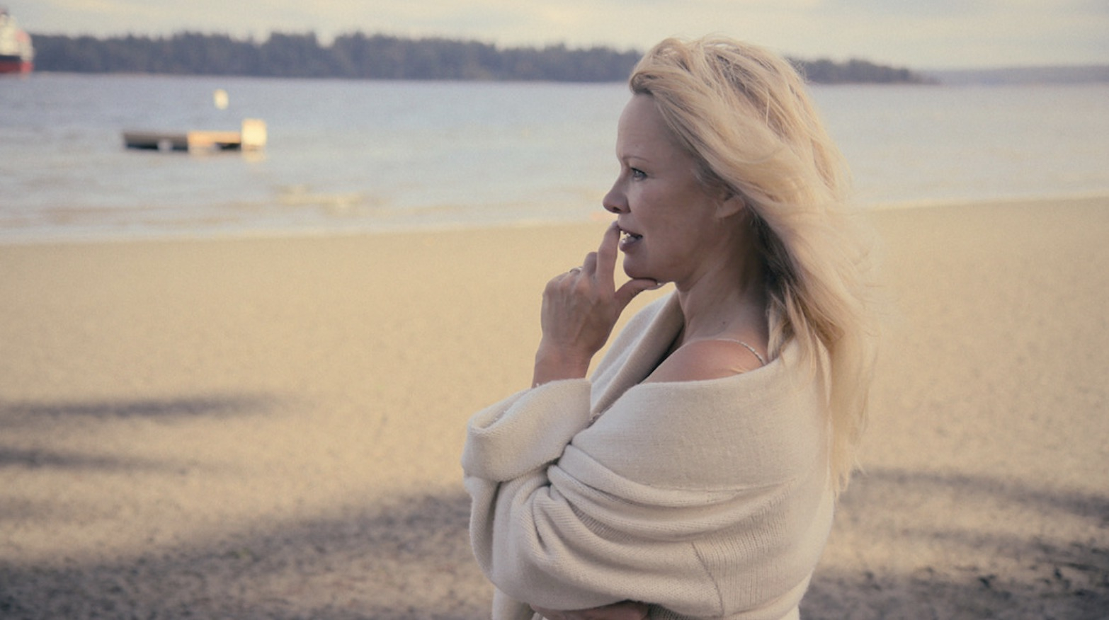 Pamela, A Love Story: Pamela Anderson racconta la sua verità nel docu-film di Netflix