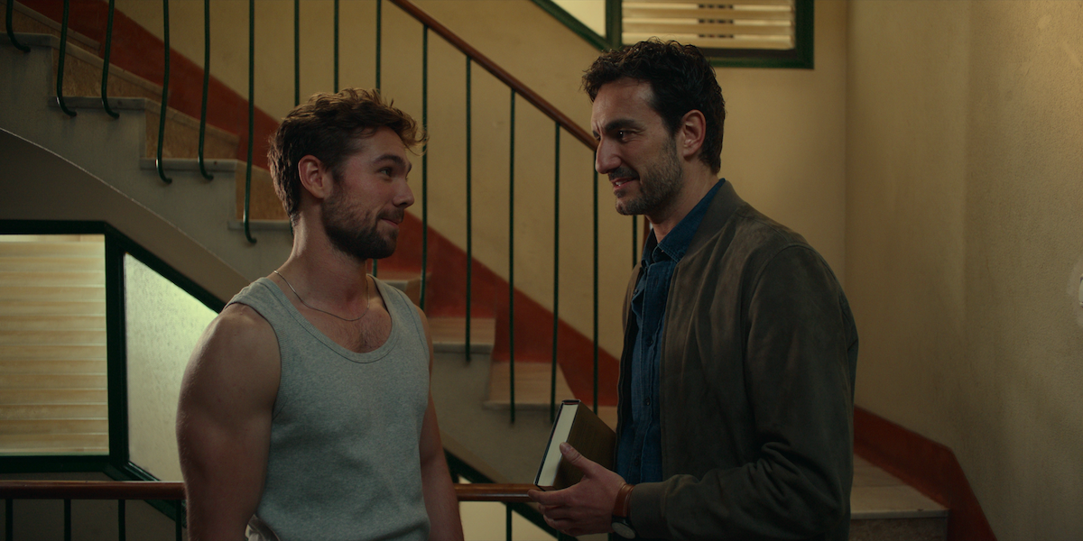 Smiley, su Netflix la romantic comedy spagnola sull’amore ai tempi dei messaggini: trama, cast e recensione