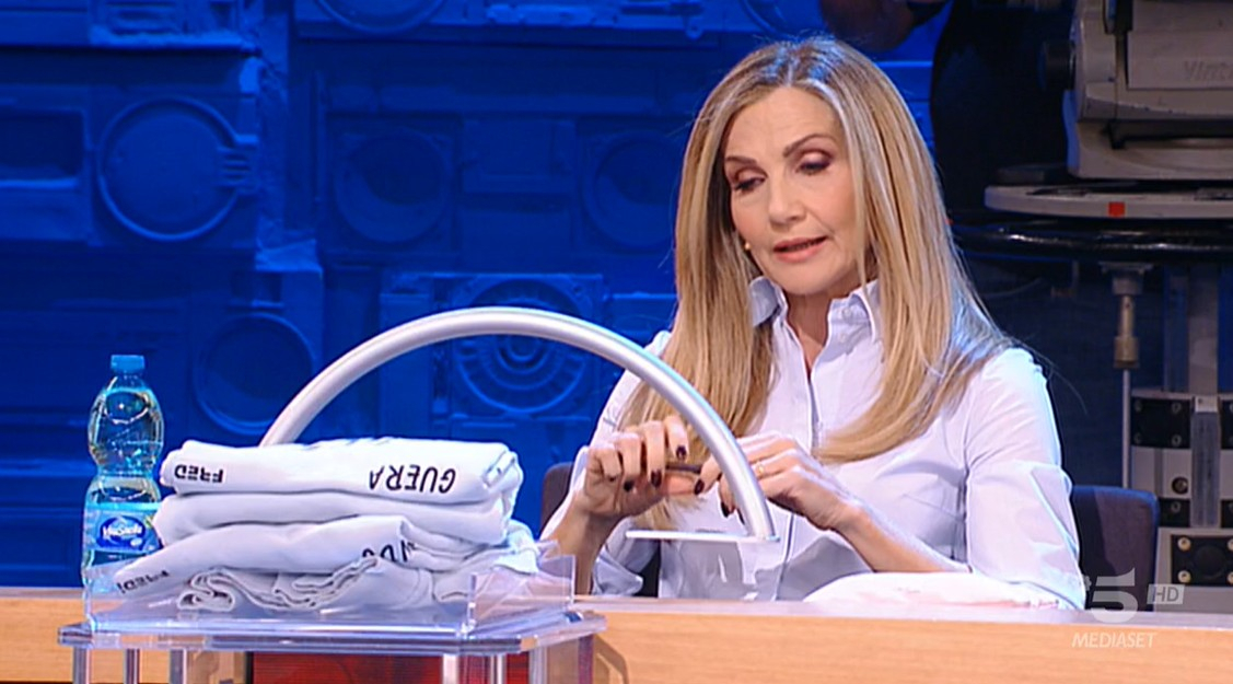 Amici 2023, anticipazioni puntata 22 gennaio: eliminati, sfide e risultati delle classifiche