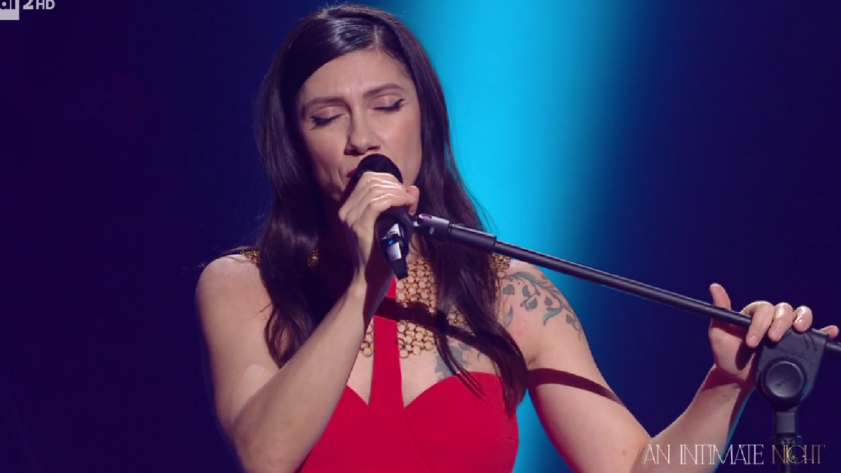Elisa in concerto su Rai 2, tutti i cantanti ospiti e le esibizioni della serata