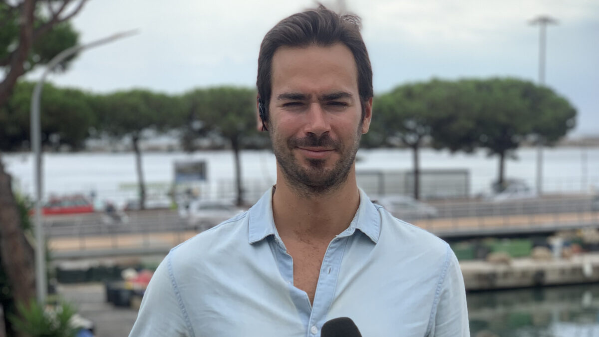 Fabio Lippolis a TvBlog: “A I Fatti Vostri ho imparato il mestiere di inviato. Un modello? Da piccolo guardavo Funari”