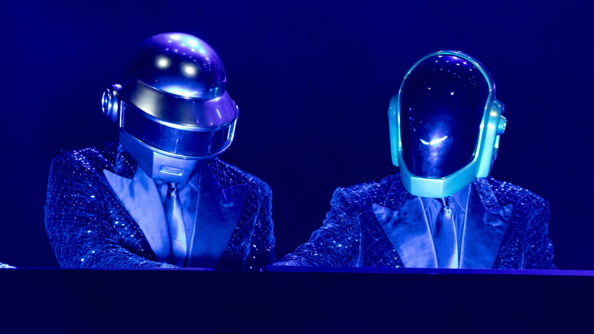 Daft Punk, Thomas Bangalter annuncia l’album solista (e rivela il suo volto)