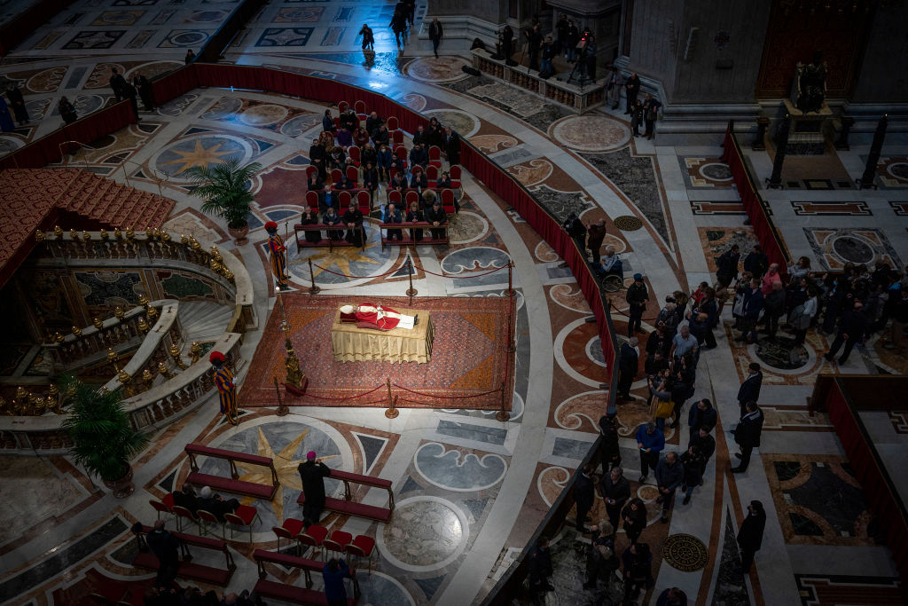 Papa Ratzinger, come seguire i funerali di Benedetto XVI in diretta tv