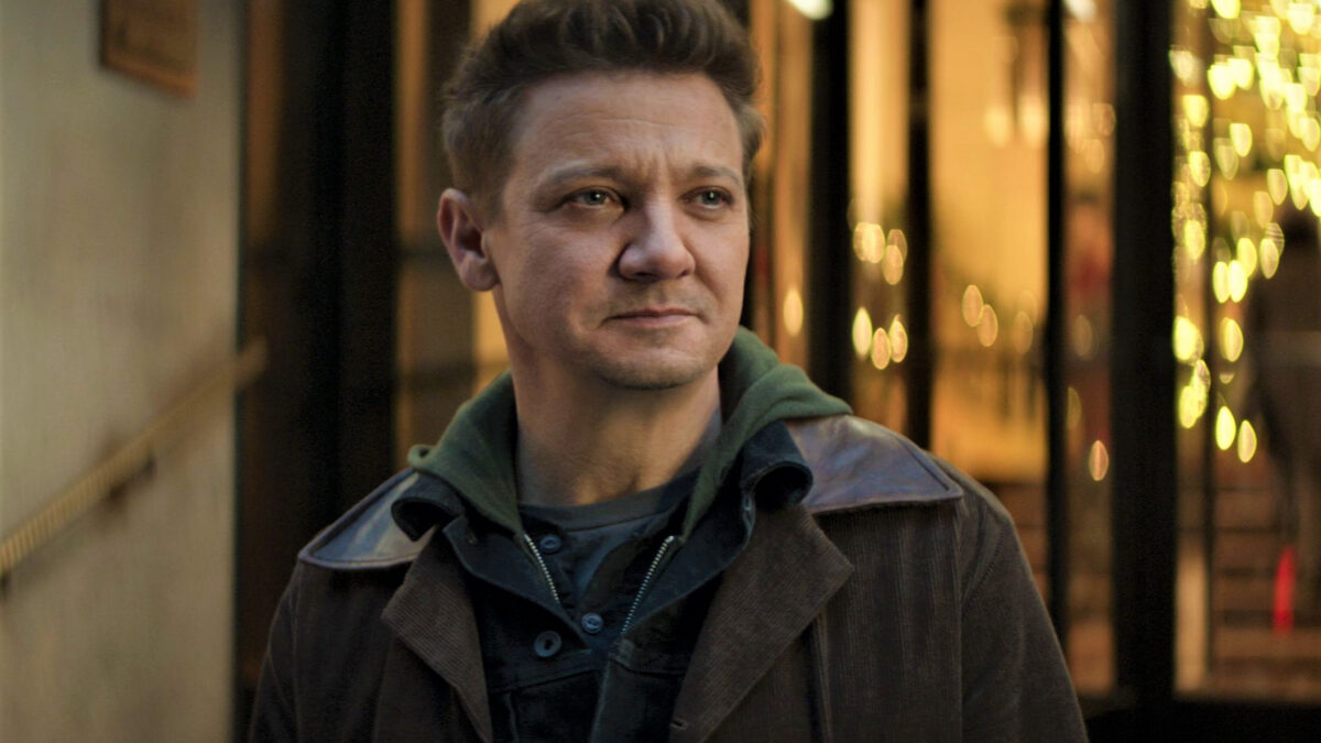 Jeremy Renner: l’attore condivide un nuovo video dall’ospedale via Twitter