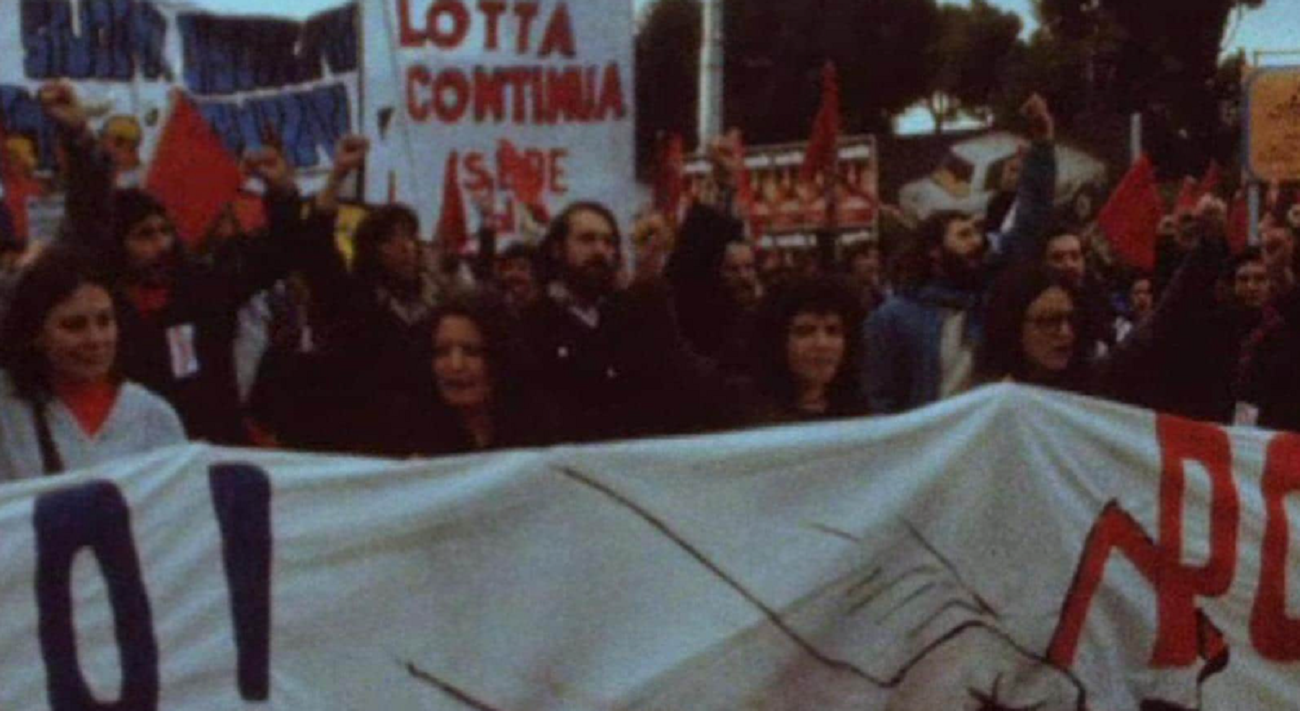Lotta Continua, su Rai 3 la docuserie dedicata alla nascita e all’evoluzione dell’omonimo movimento politico