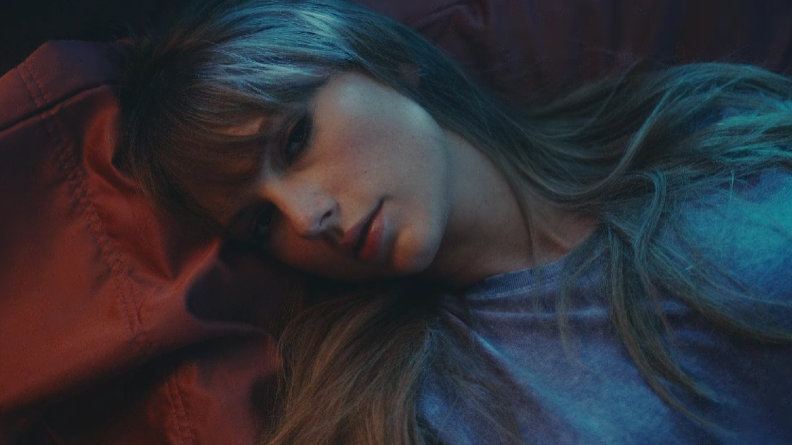 Lavender Haze, Taylor Swift: ascolta la canzone, leggi traduzione e guarda il video