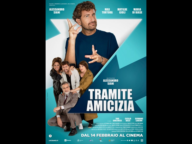 Tramite Amicizia: foto e poster del nuovo film di Alessandro Siani al cinema a San Valentino
