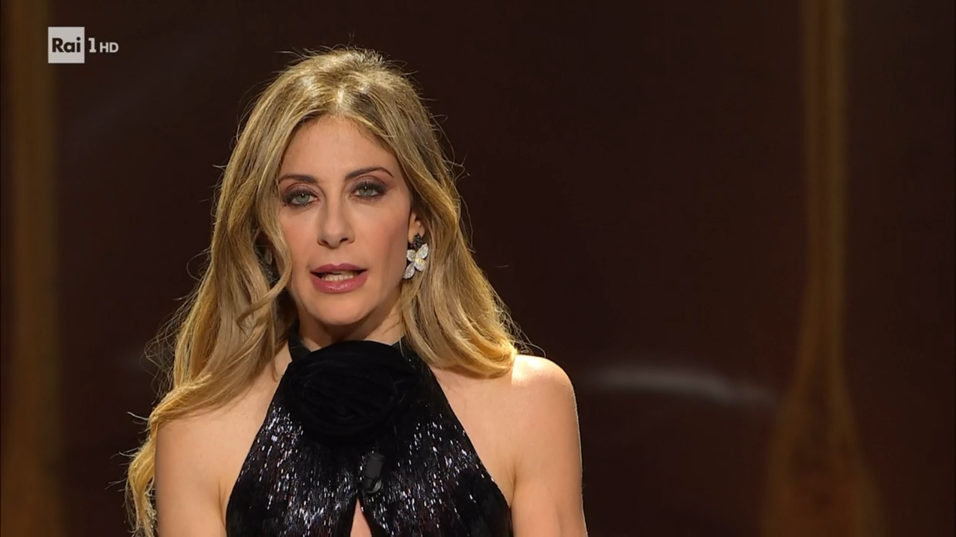 Sanremo 2023, il monologo di Francesca Fagnani porta il tema delle carceri al centro dell’Ariston
